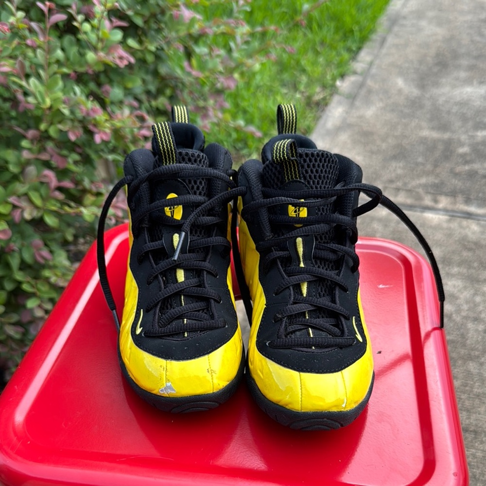 Nike Air foamposite One Wu-Tang Optic yellow black youth kids size 1Y